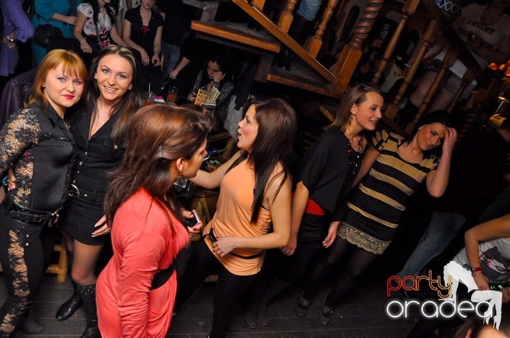 Începe anul cu Karaoke, Zulu Caffe