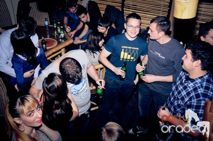 Începe anul în Zulu Caffe, Zulu Caffe