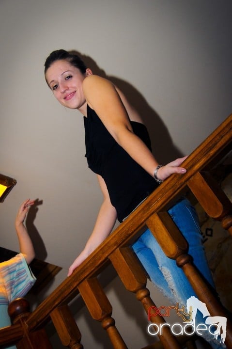 Începe anul în Zulu Caffe, Zulu Caffe