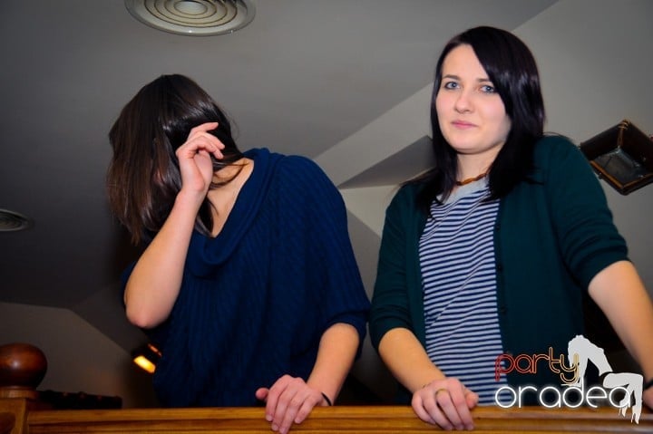 Începe anul în Zulu Caffe, Zulu Caffe