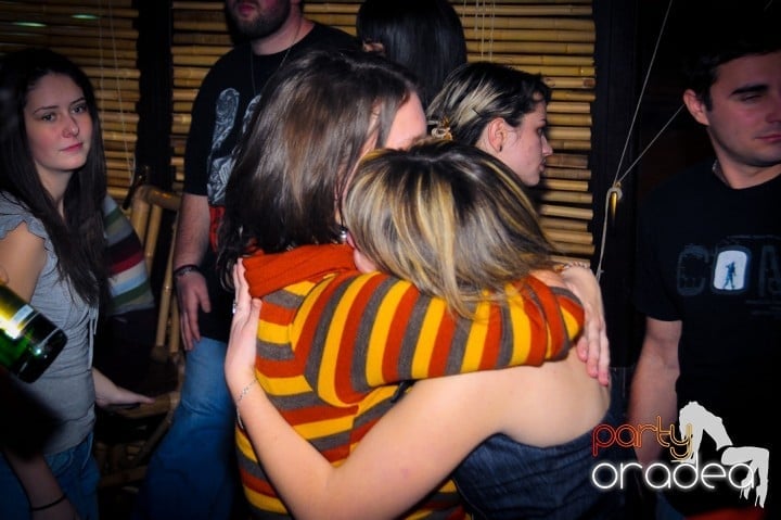 Începe anul în Zulu Caffe, Zulu Caffe