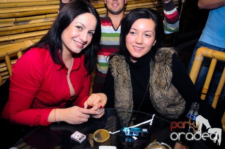 Începe anul în Zulu Caffe, Zulu Caffe