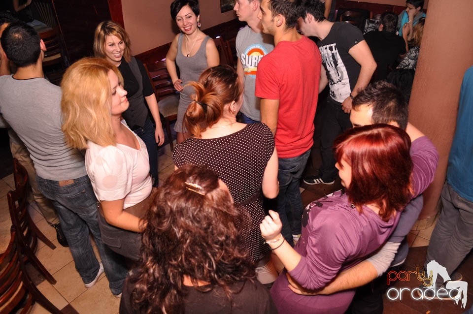 Începe distracţia în Chanson, 