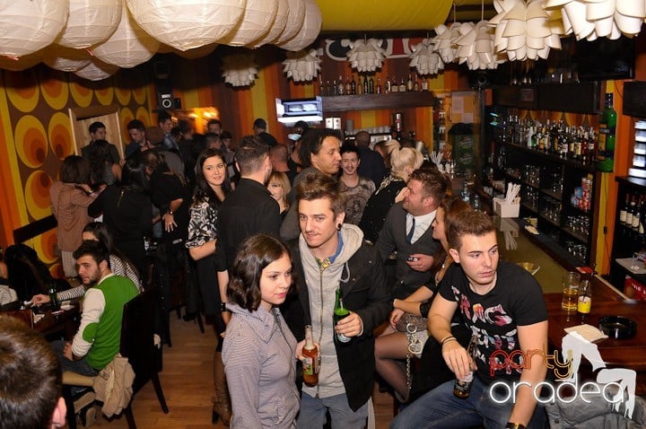 Începe distracţia în Juice, Juice