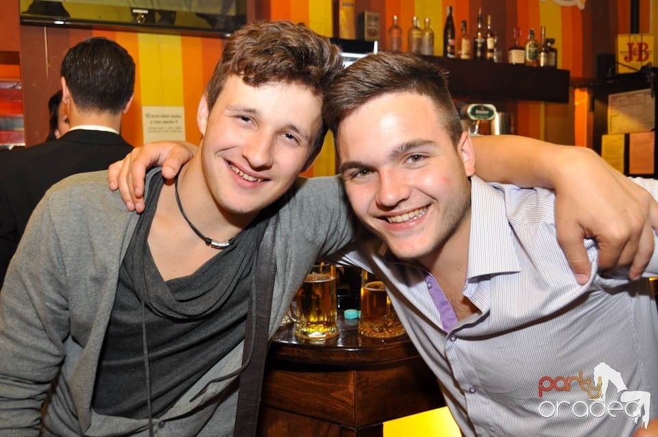 Începe distracţia în Juice, Juice