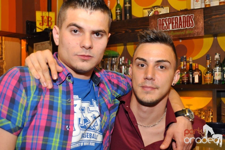 Începe distracţia în Juice, Juice