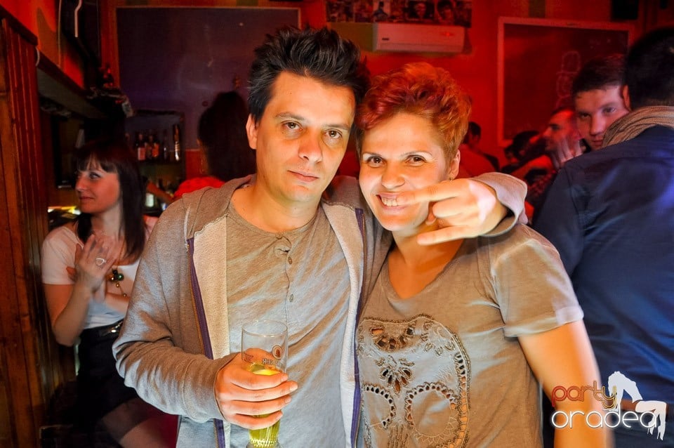 Începe distracţia în Juice, Juice