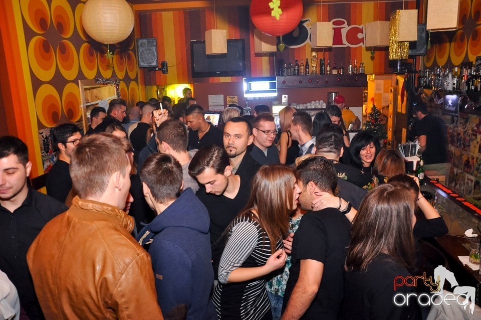 Începe distracţia în Juice, Juice
