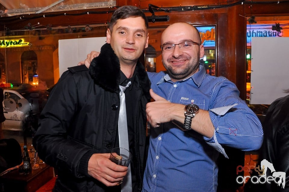 Începe distracţia în Juice, Juice