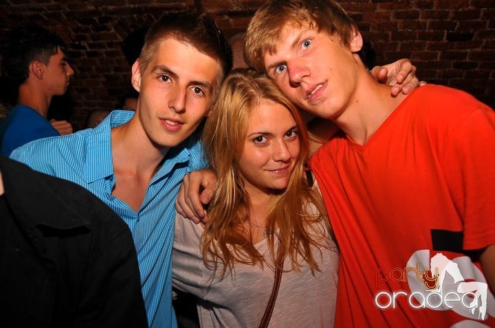 Începe săpătămâna în Club Escape, 