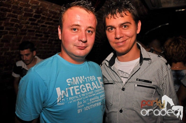 Începe săpătămâna în Club Escape, 