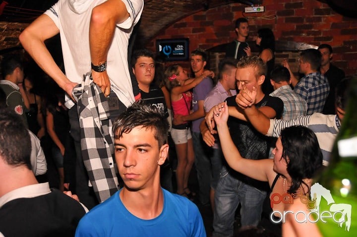 Începe săpătămâna în Club Escape, 