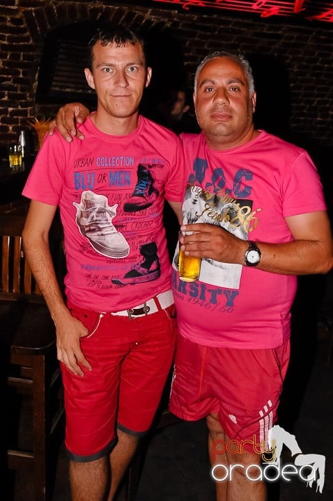 Încheie luna iunie în Club Escape, 