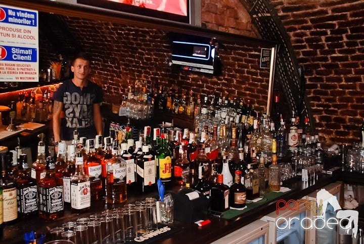 Încheie luna iunie în Club Escape, 