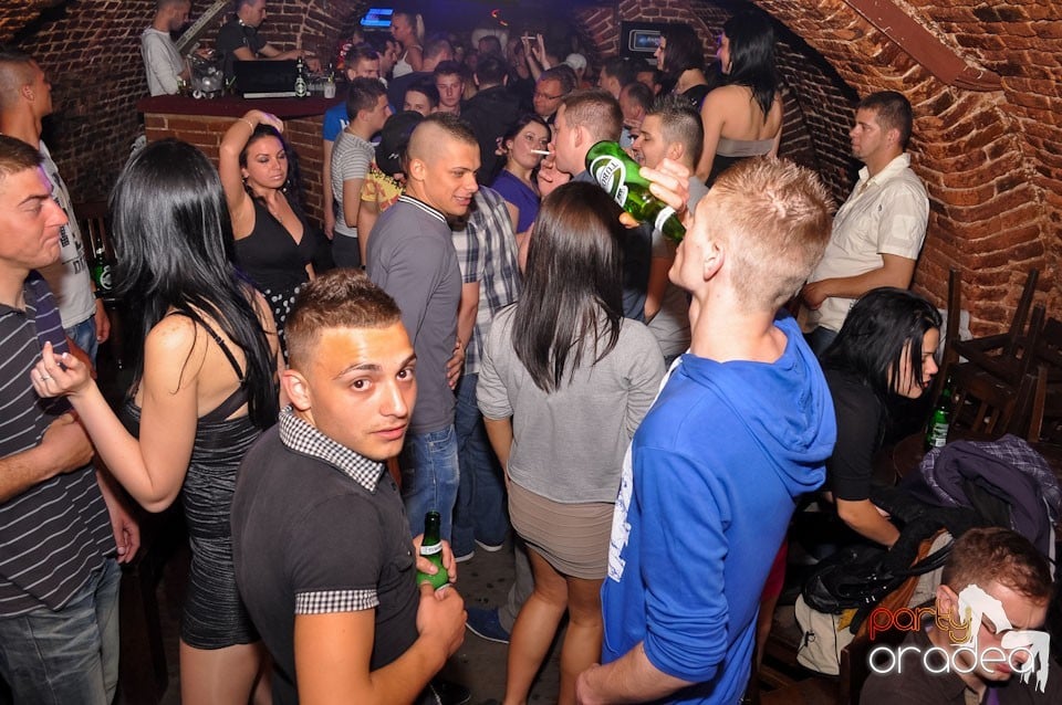 It's clubbin' time!, 