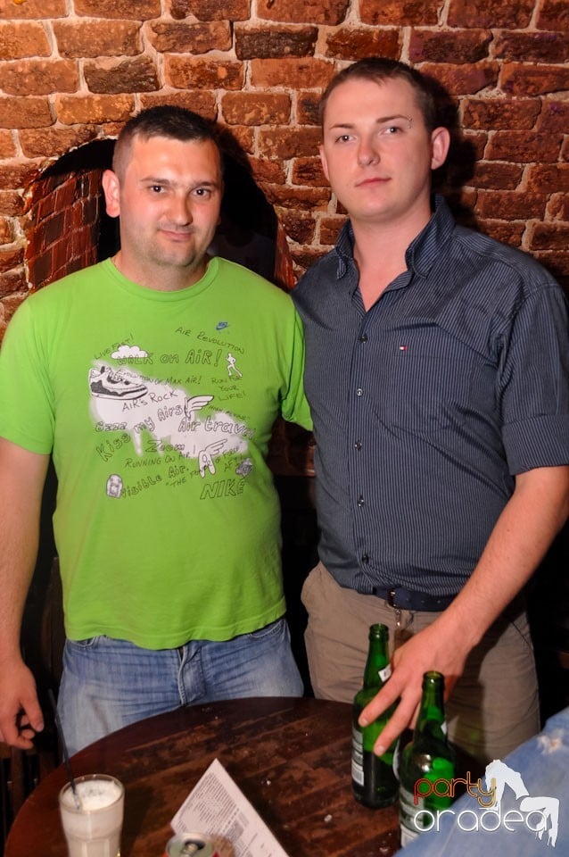 It's clubbin' time!, 