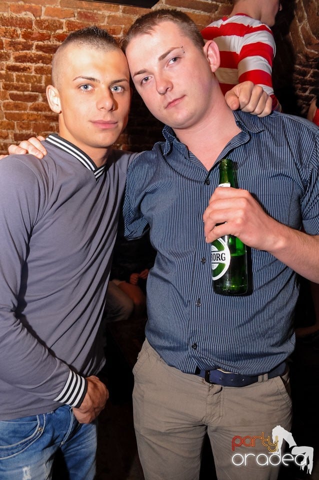 It's clubbin' time!, 