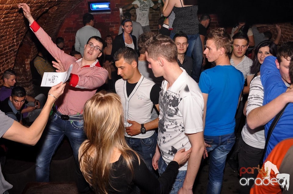 It's clubbin' time!, 