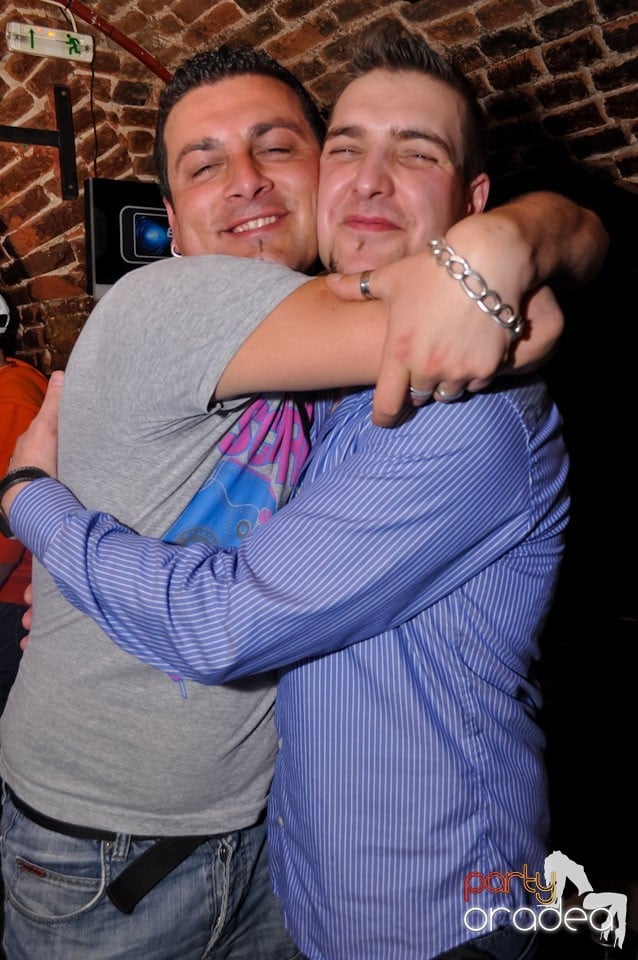 It's clubbin' time!, 