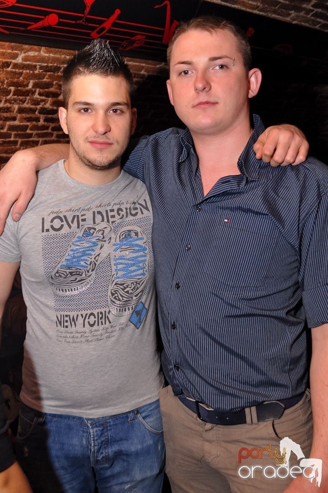 It's clubbin' time!, 