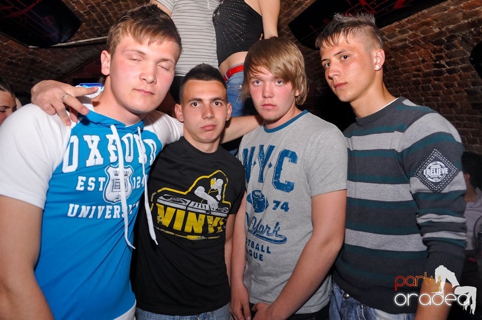 It's clubbin' time!, 