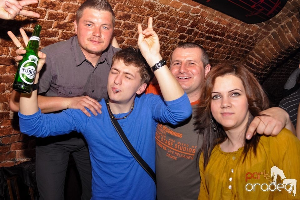 It's clubbin' time!, 