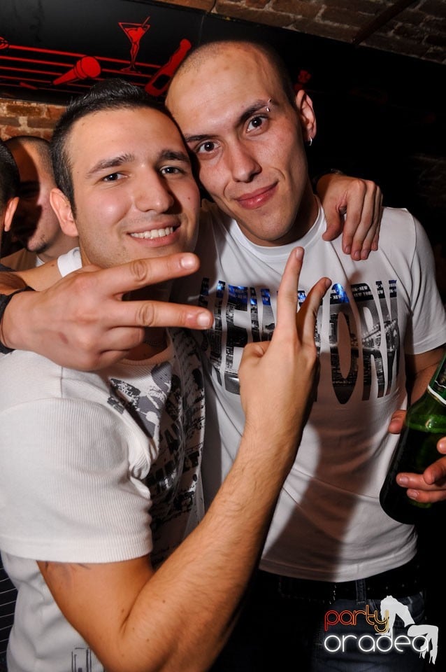 It's clubbin' time!, 