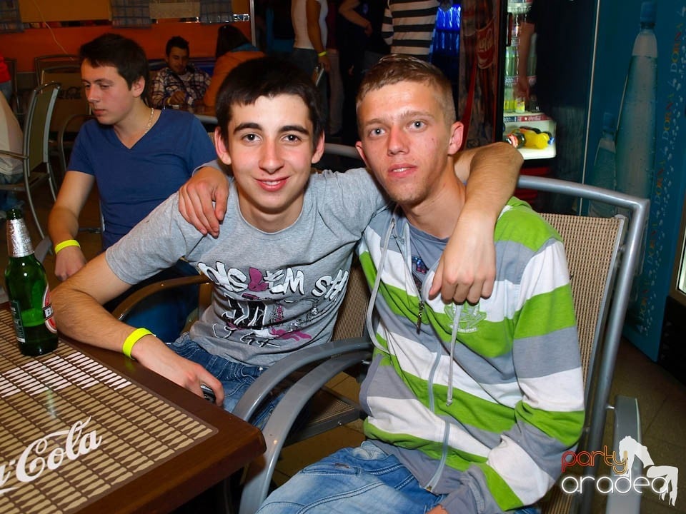 It's party time - cu DJ Bíró din Debreţin, 