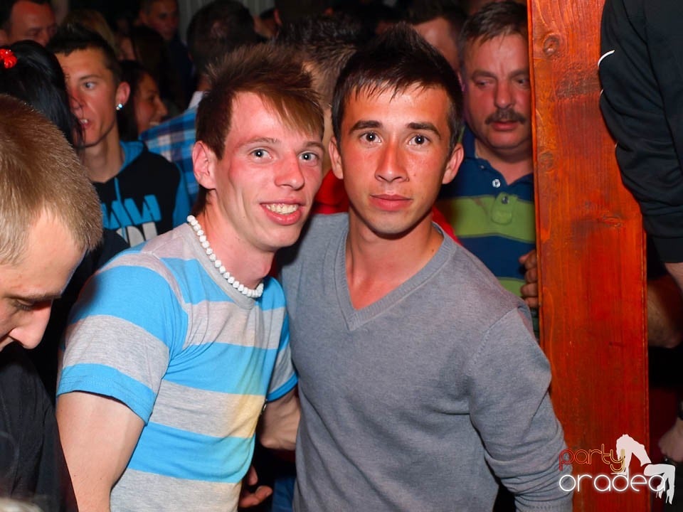 It's party time - cu DJ Bíró din Debreţin, 