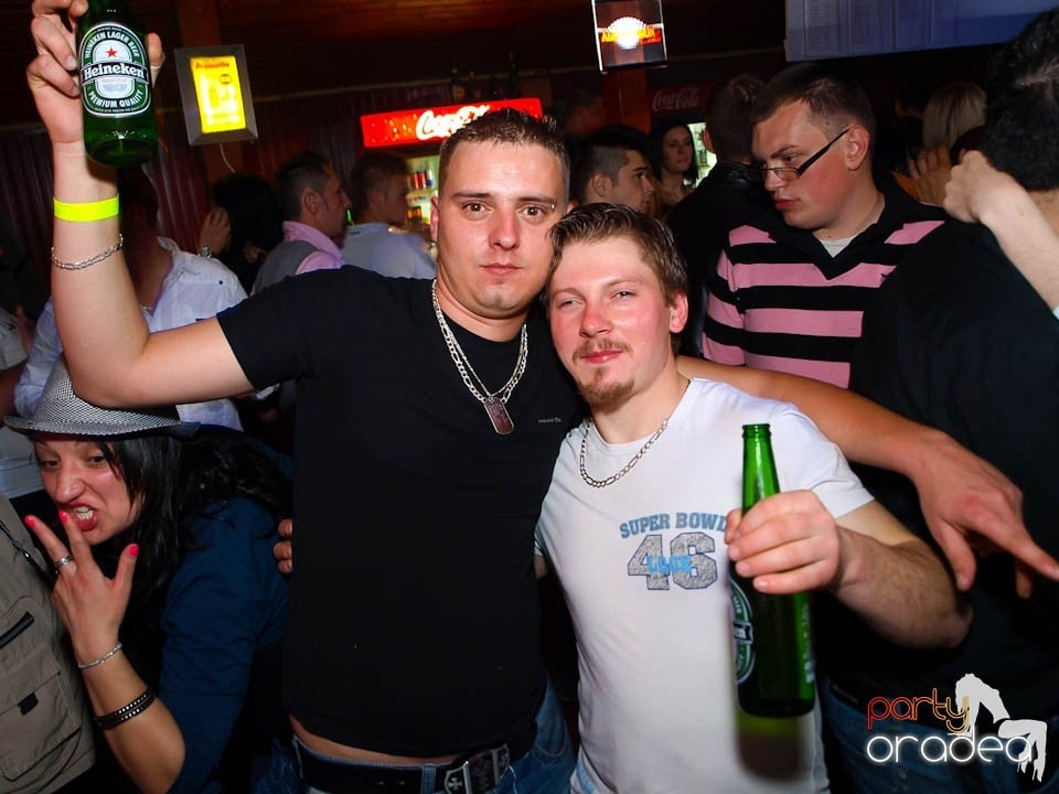 It's party time - cu DJ Bíró din Debreţin, 