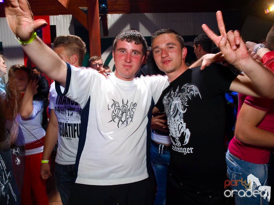 It's party time - cu DJ Bíró din Debreţin, 
