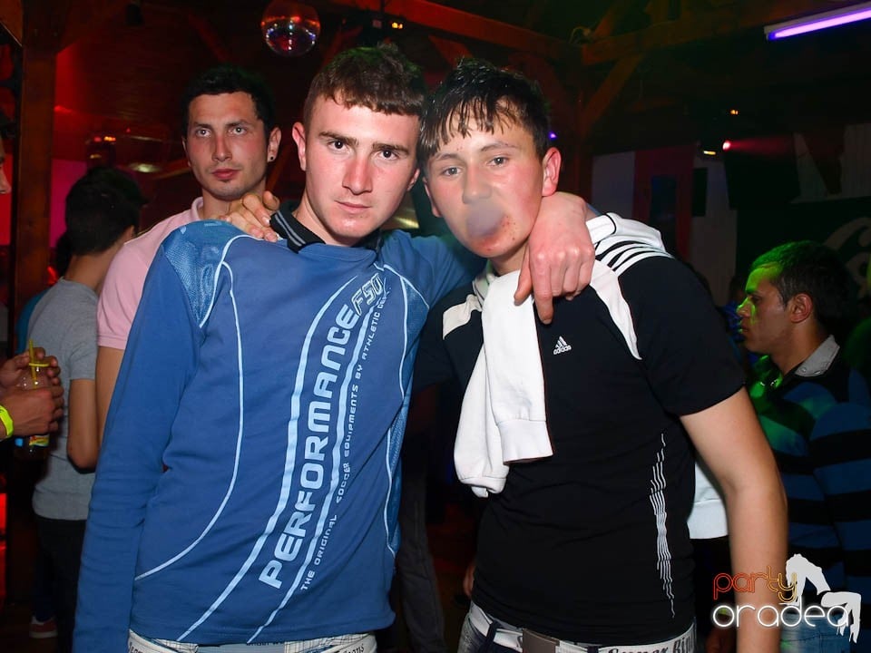 It's party time - cu DJ Bíró din Debreţin, 