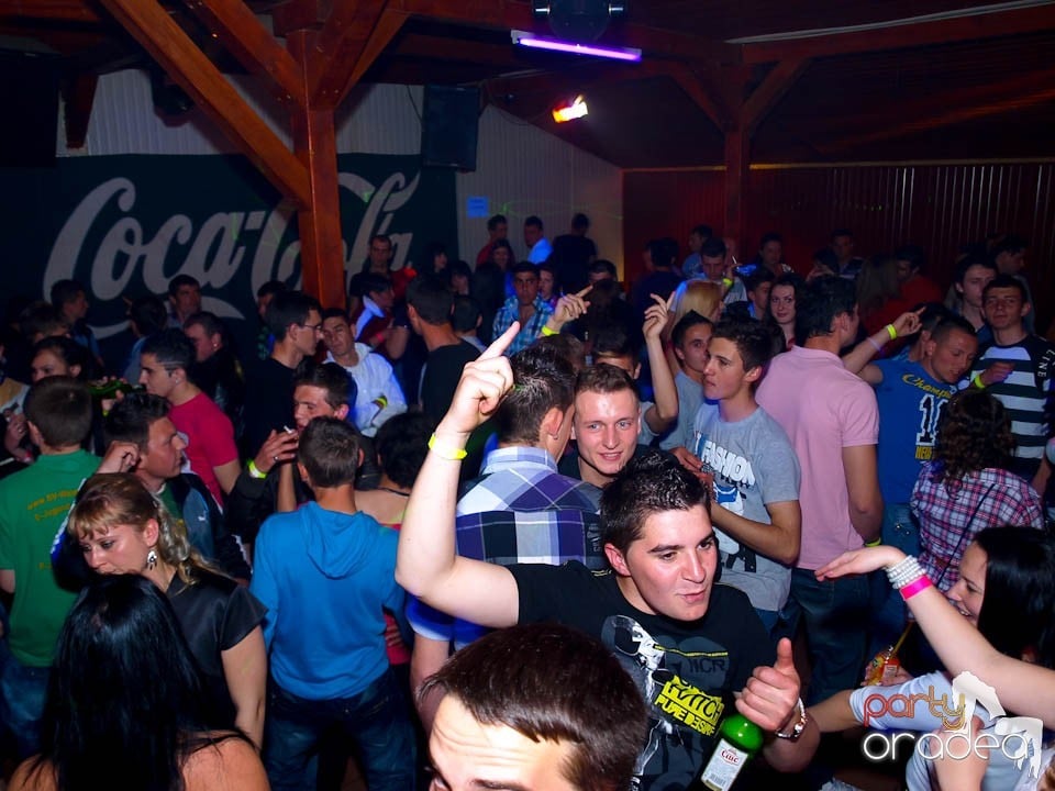 It's party time - cu DJ Bíró din Debreţin, 