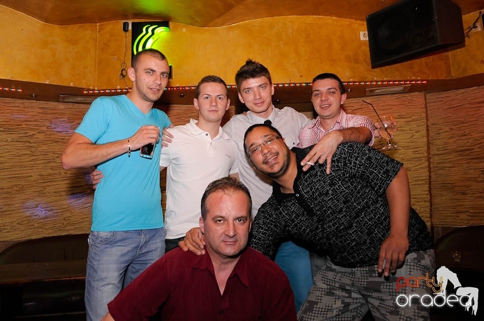 It's Party Time în Downtown, 