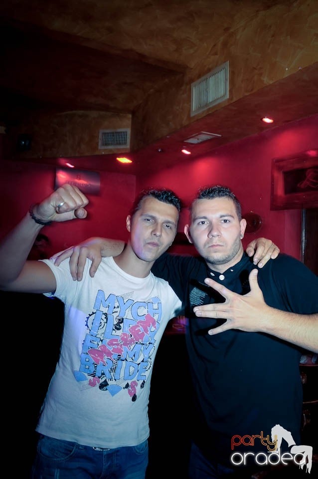 It's Party Time în Downtown, 