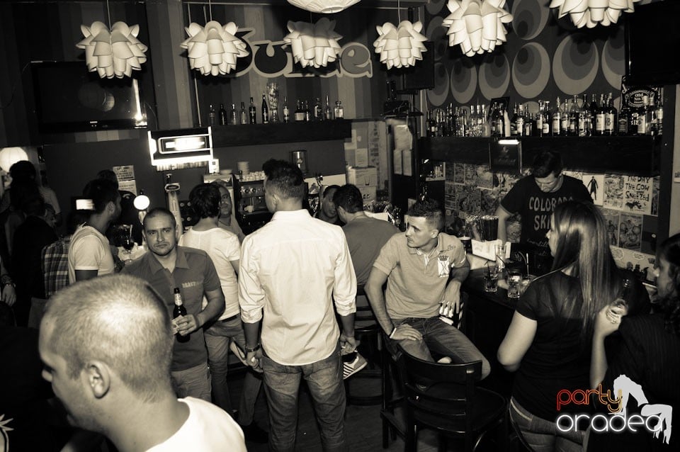 It's party time în Juice, Juice