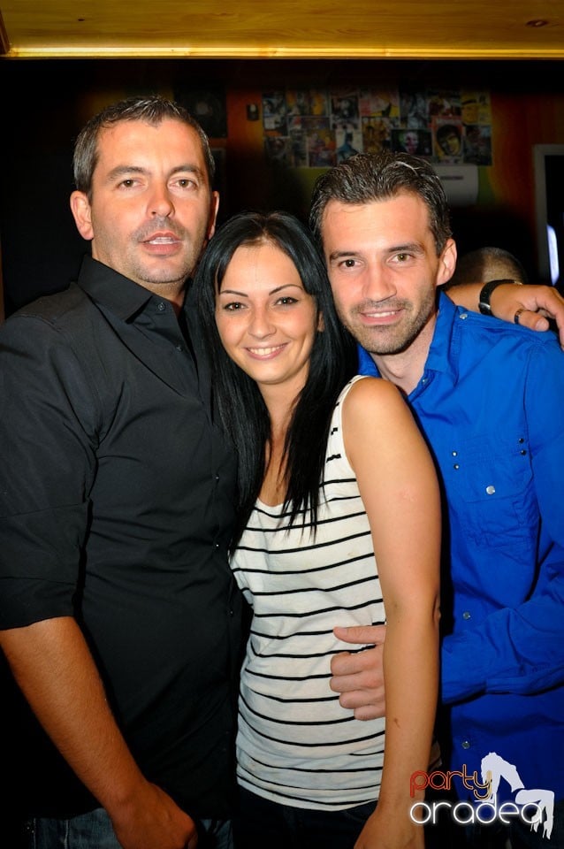 It's party time în Juice, Juice
