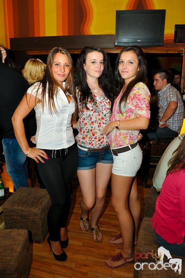 It's party time în Juice, Juice