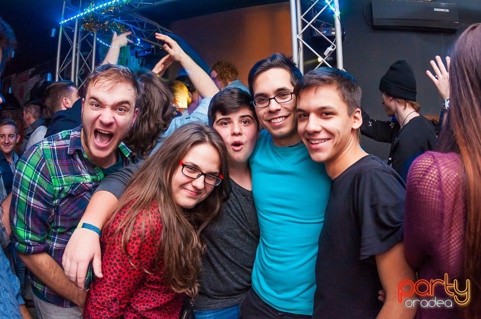It's party time în Juice, Juice