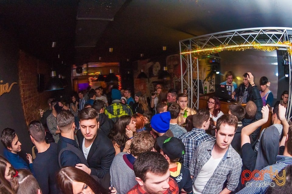 It's party time în Juice, Juice