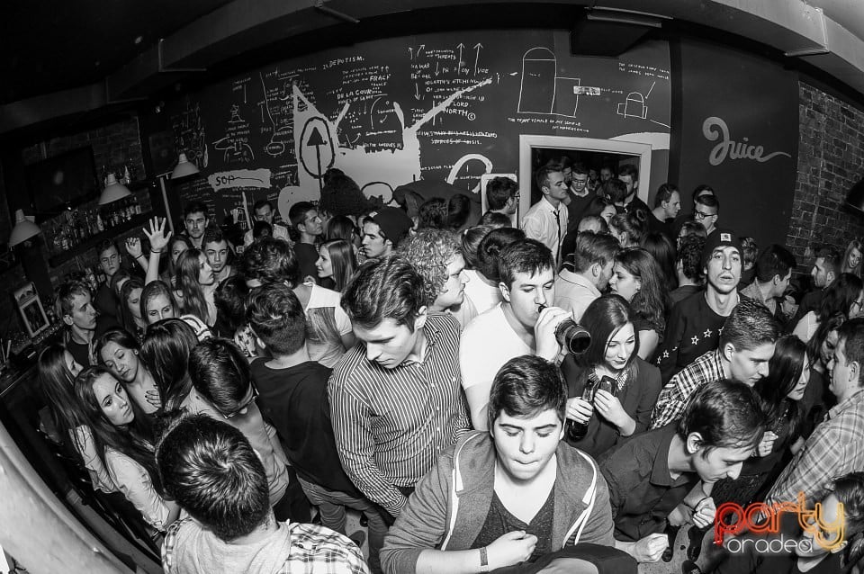 It's party time în Juice, Juice