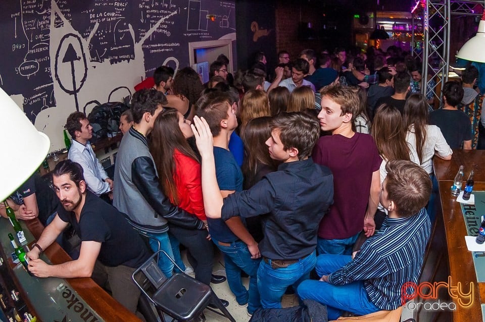 It's party time în Juice, Juice