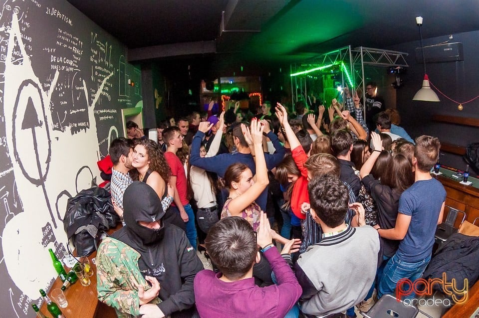 It's party time în Juice, Juice