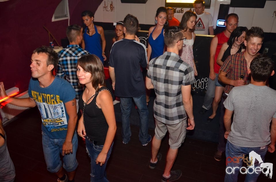 Jack Daniel's Party în Club Atti's, 