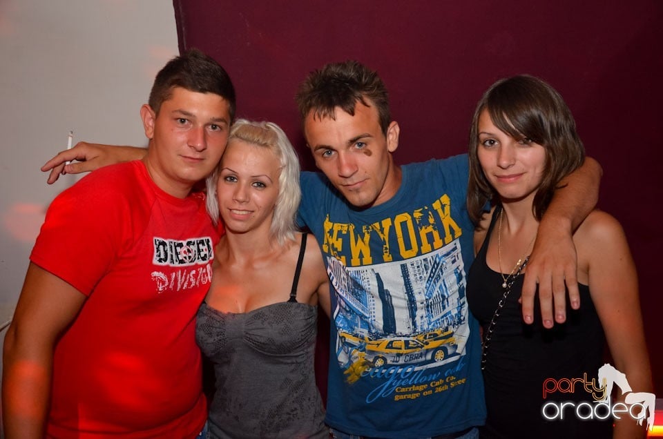 Jack Daniel's Party în Club Atti's, 