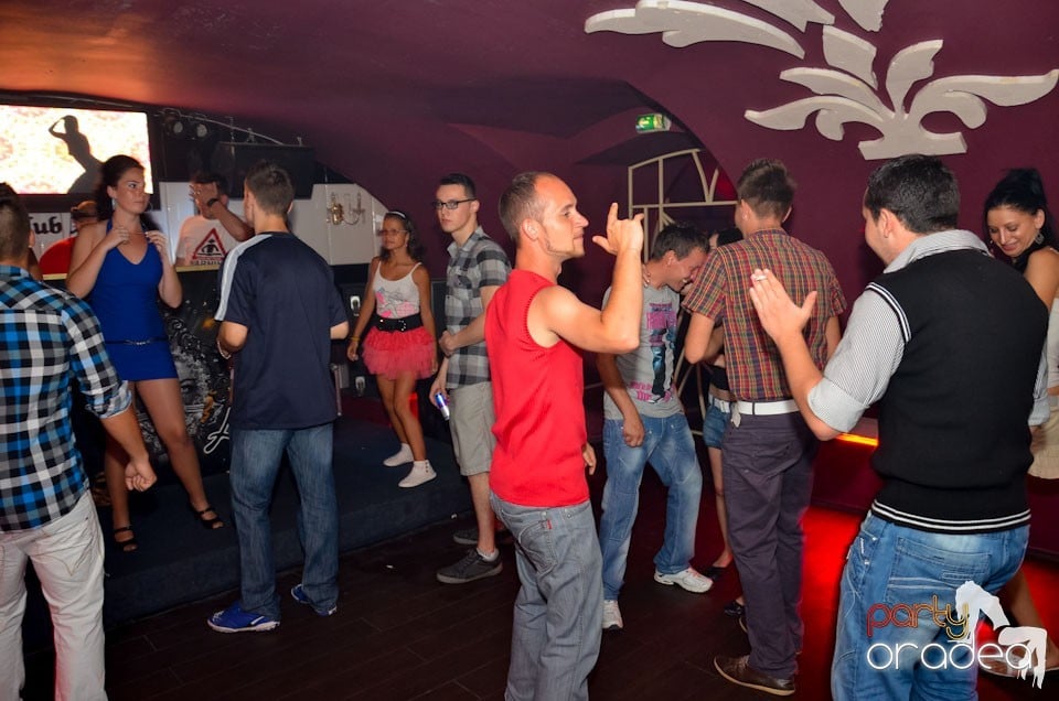 Jack Daniel's Party în Club Atti's, 