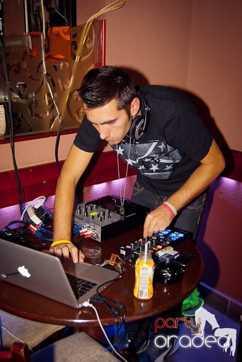 Jägermeister Party continuă, 