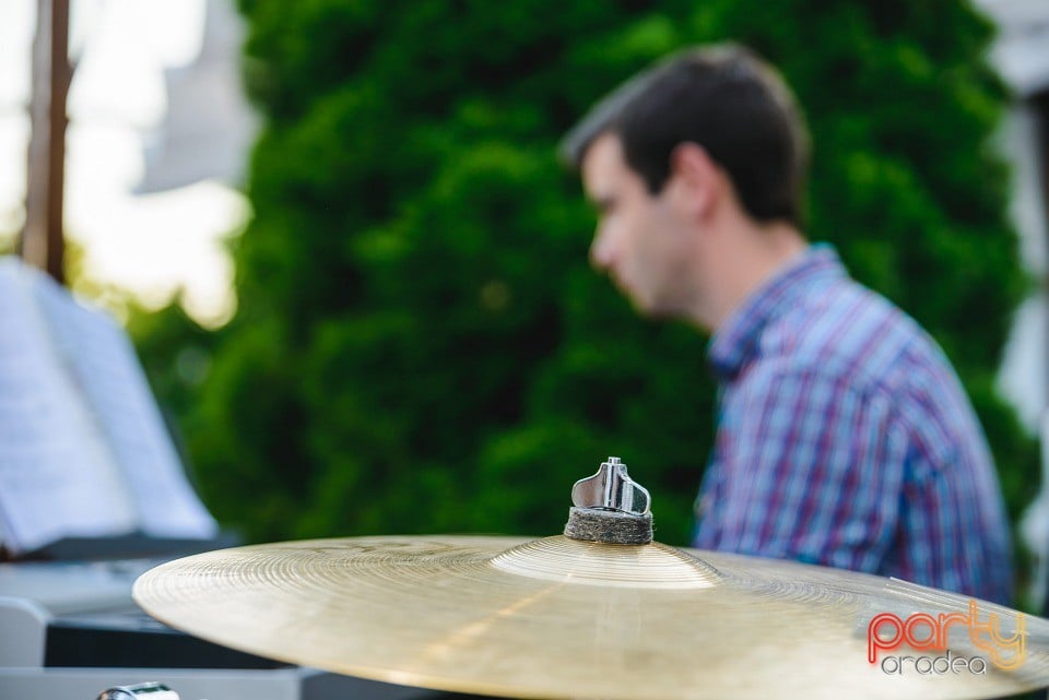 Jazz Concert, Vine Summer Garden & Grill