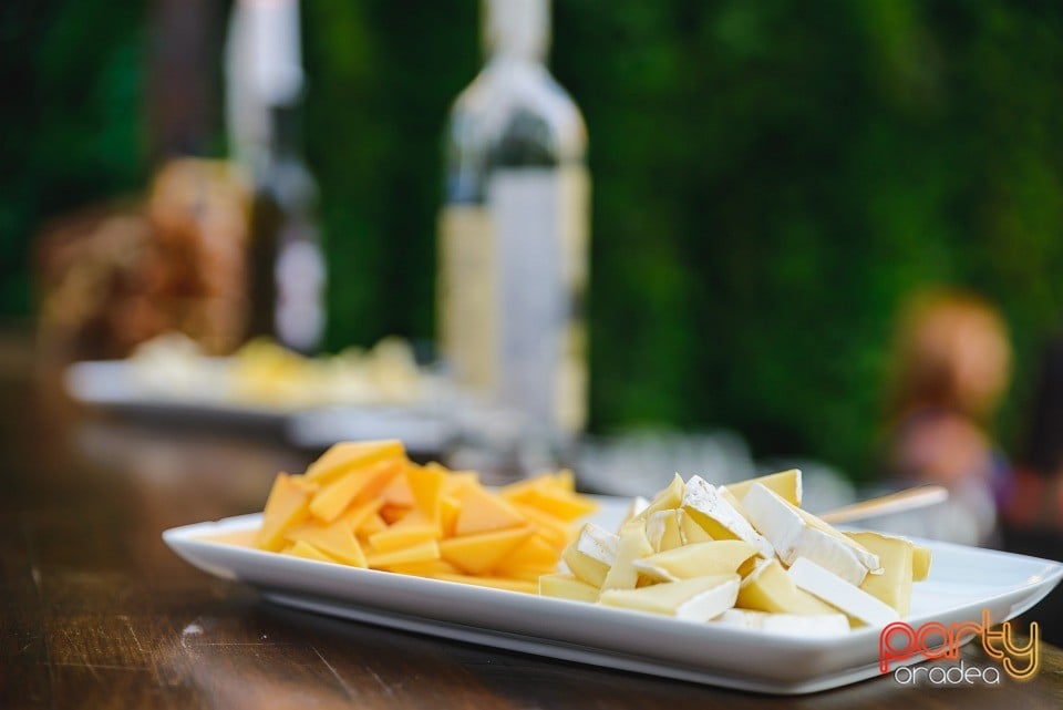 Jazz Concert, Vine Summer Garden & Grill