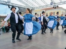 Joc şi cântec fără frontieră